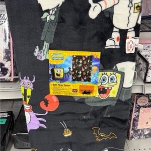 Viral blanket Sponge Bob Halloween
Blanket, Halloween SpongeBob throw